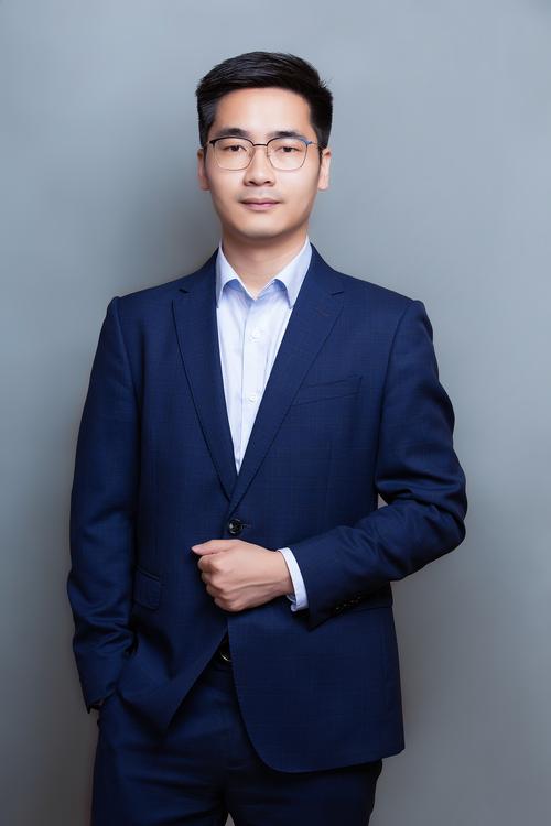 王兰英 灯光与摄影艺术负责人